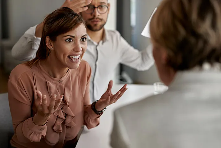 Agressie op het werk: wat is er verplicht?